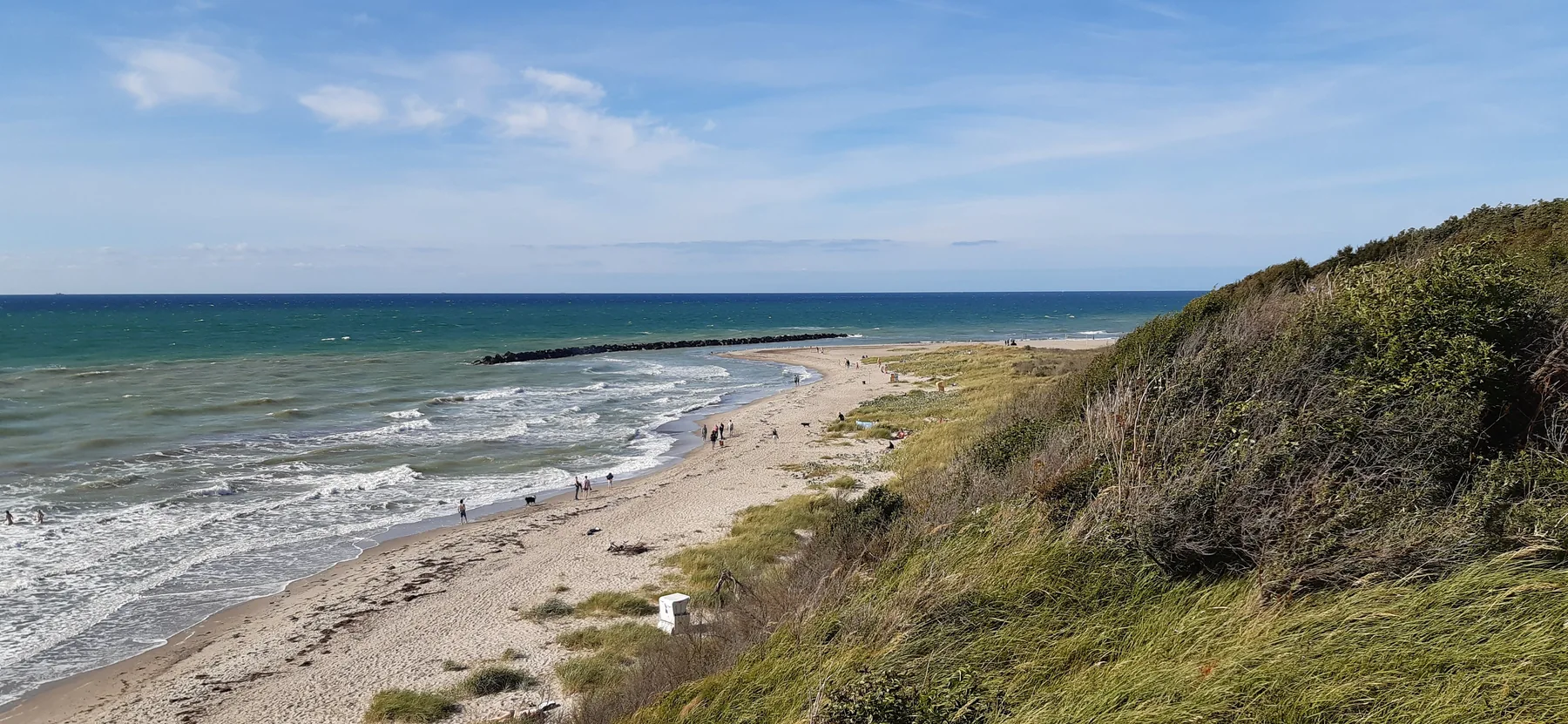Blick von oben auf die Steilküste